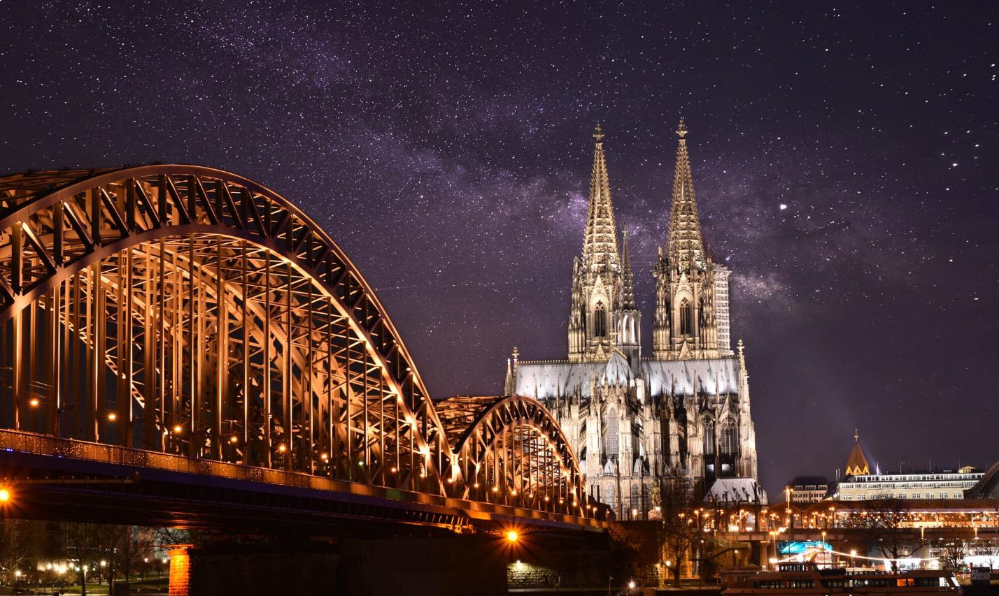 Kölner Dom bei Nacht