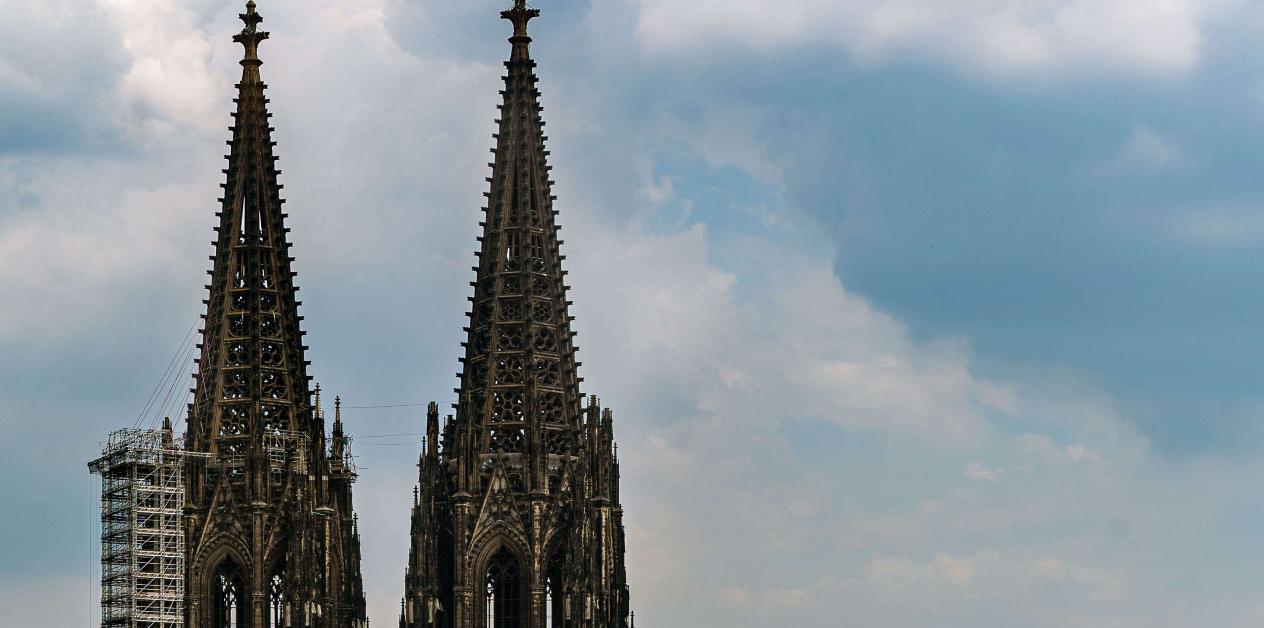 Kölner Dom von vorne