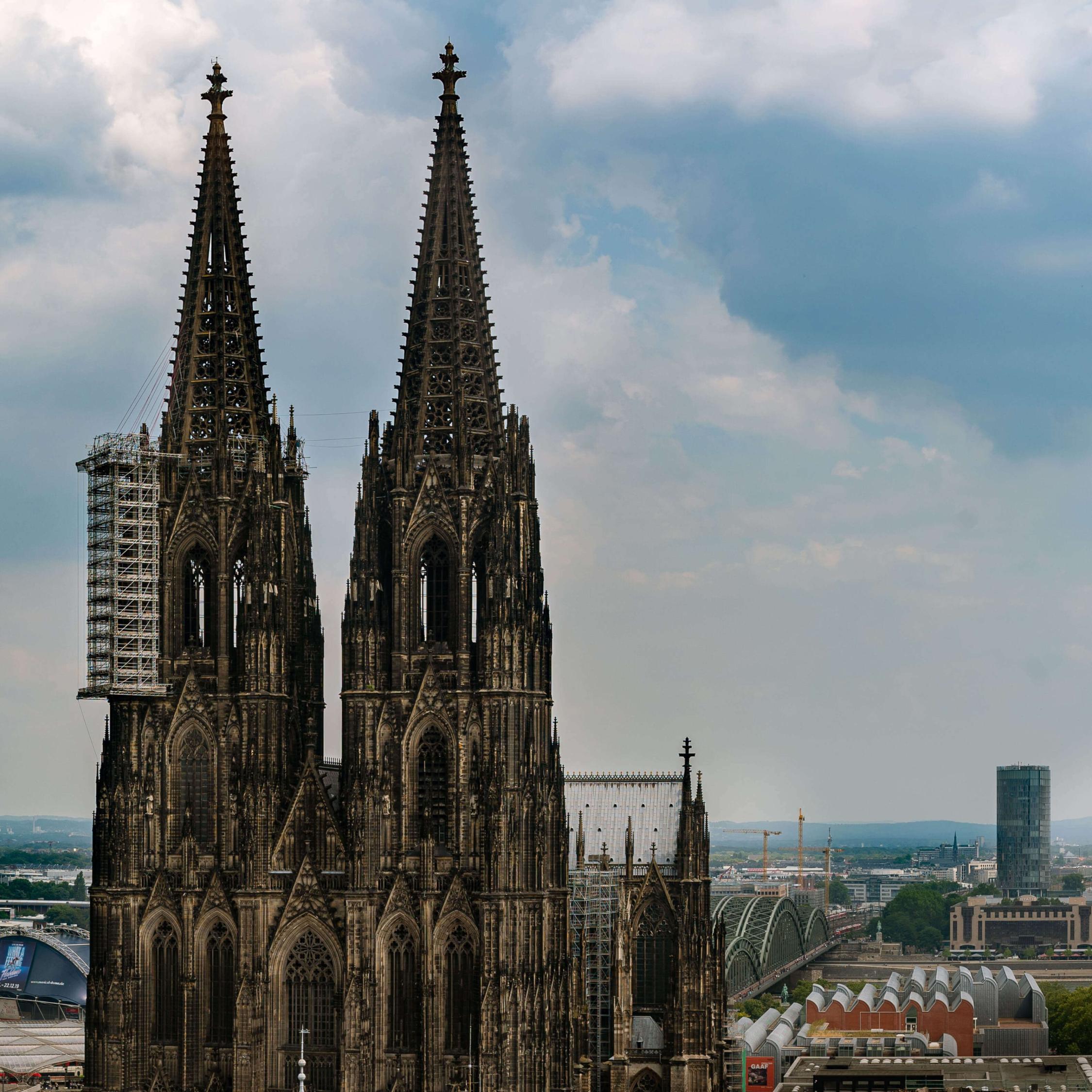 Kölner Dom von vorne